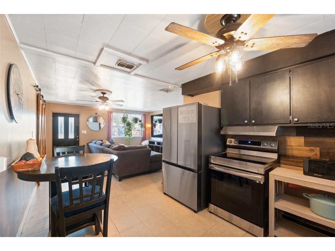 7002 Eisenhower Street Weeki Wachee FL 34613 - WEEKI WACHEE RIVER W7880347 image6