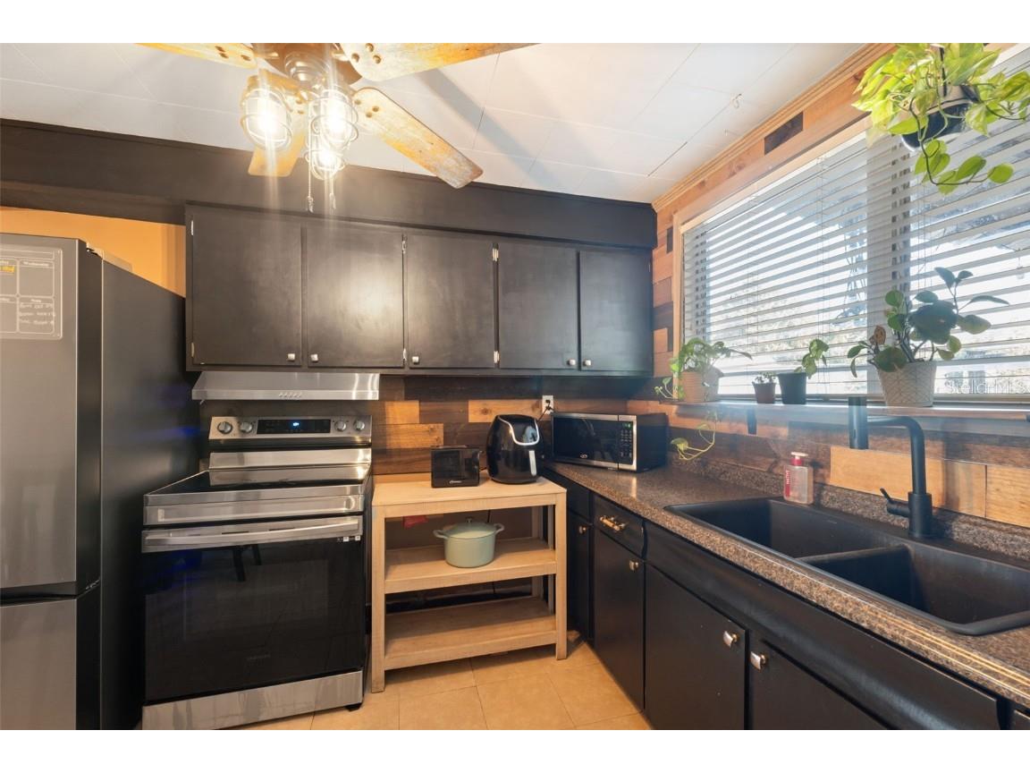 7002 Eisenhower Street Weeki Wachee FL 34613 - WEEKI WACHEE RIVER W7880347 image61