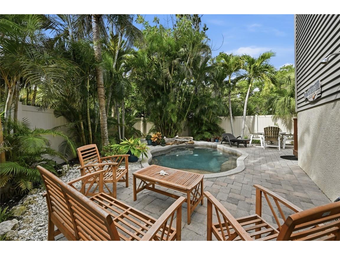 7002 Marina Drive #B Holmes Beach FL 34217 A4668645 image2