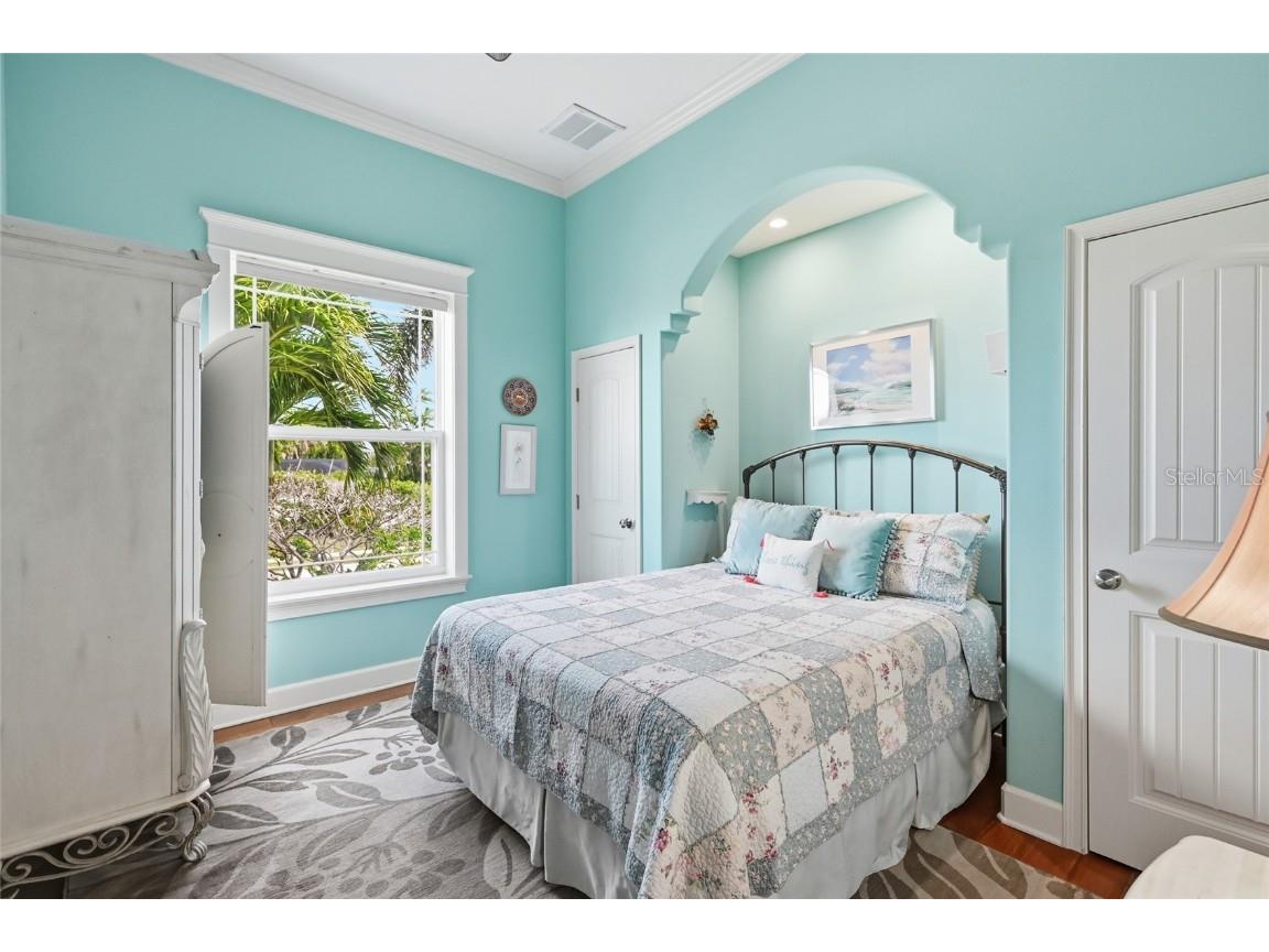 7002 Marina Drive #B Holmes Beach FL 34217 A4668645 image6