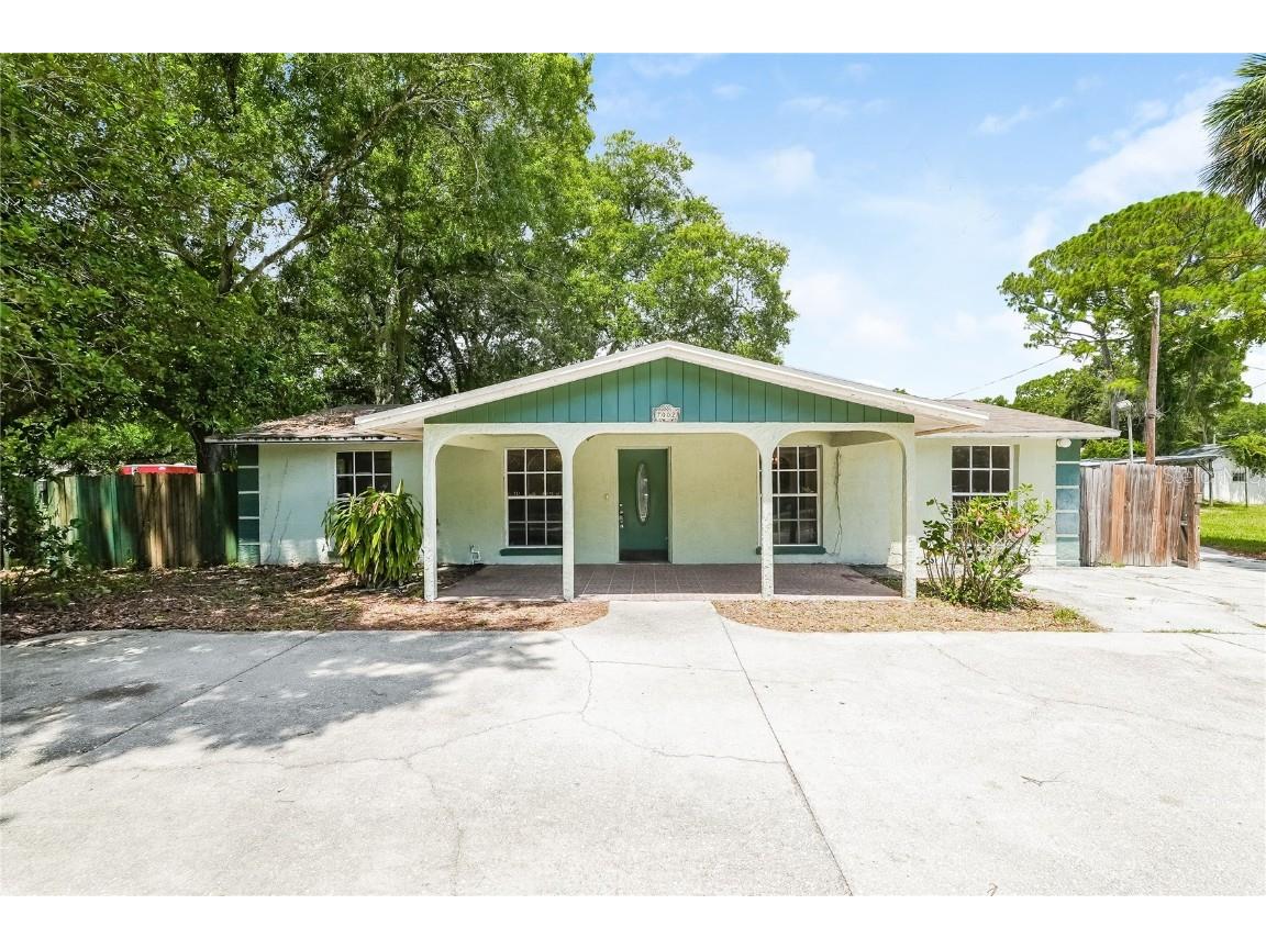 7002 W Creek Drive Tampa FL 33615 O6217121 image1