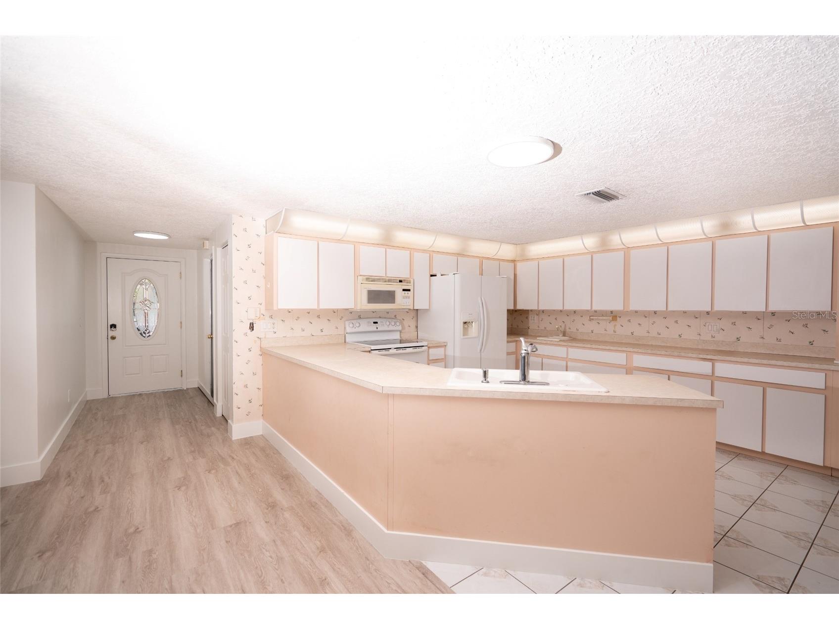 7003 Fountain Avenue Tampa FL 33634 TB8503710 image6