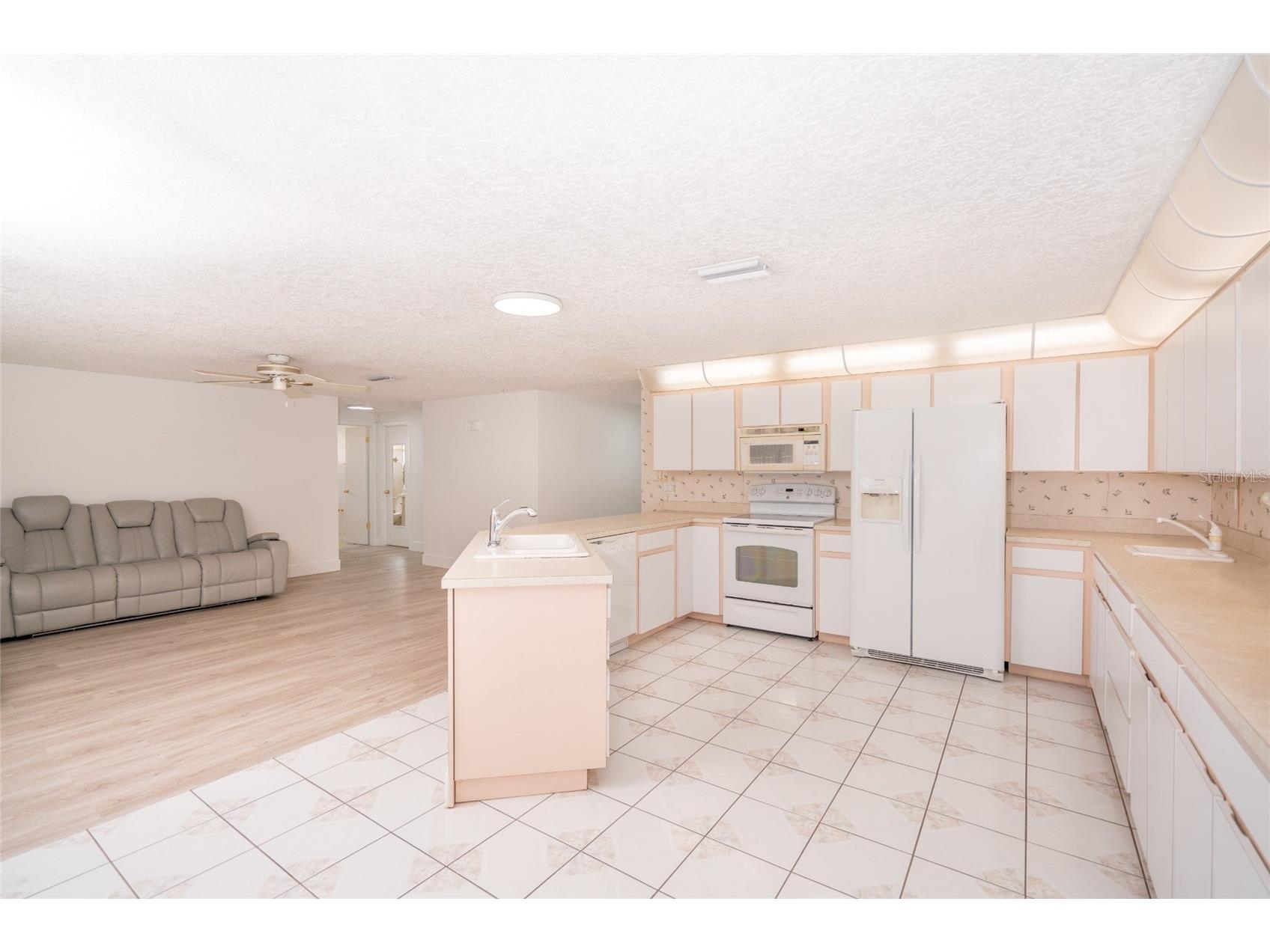 7003 Fountain Avenue Tampa FL 33634 TB8503710 image9