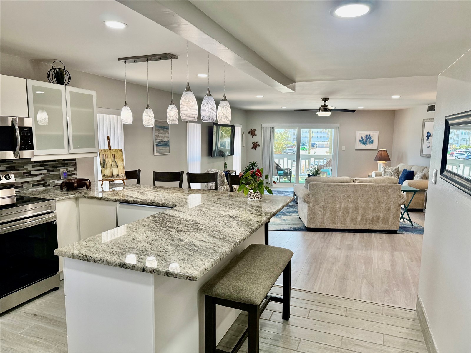 7003 Sunset Way #8 Saint Pete Beach FL 33706 TB8521082 image4