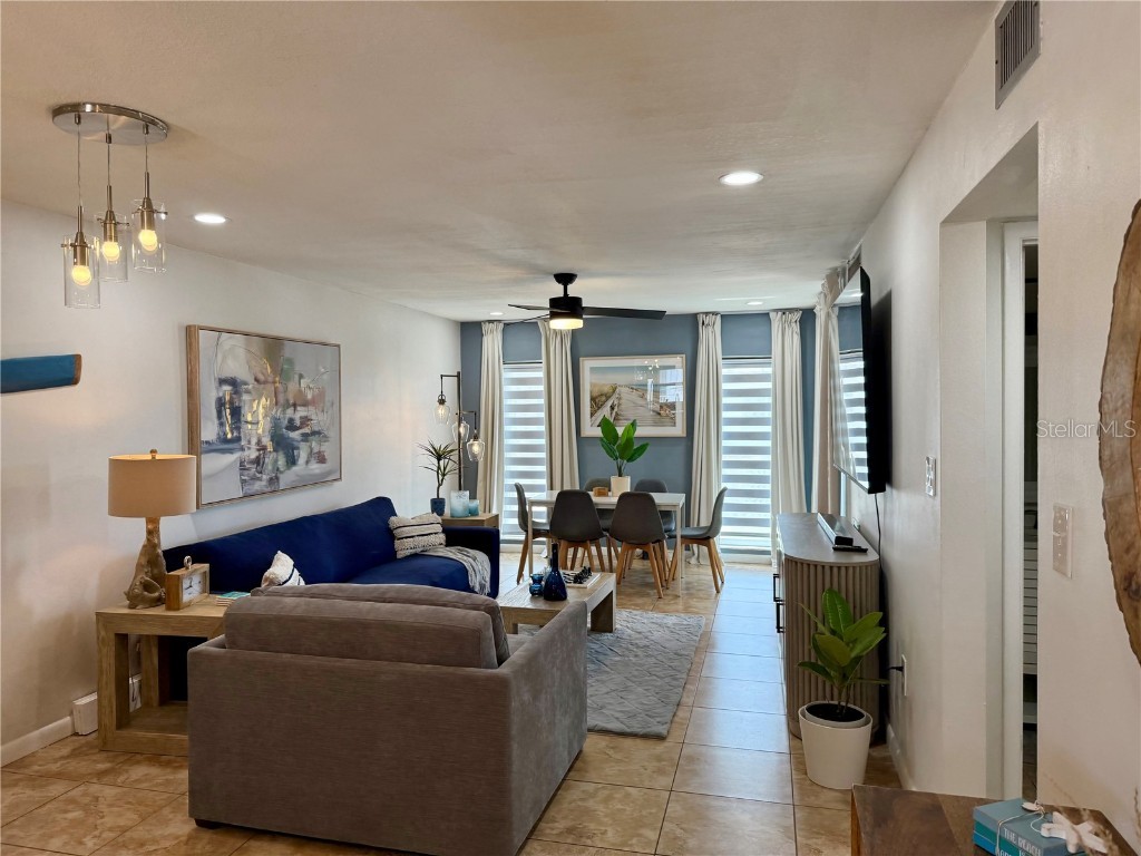 7003 Sunset Way #9 Saint Pete Beach FL 33706 TB8425255 image4