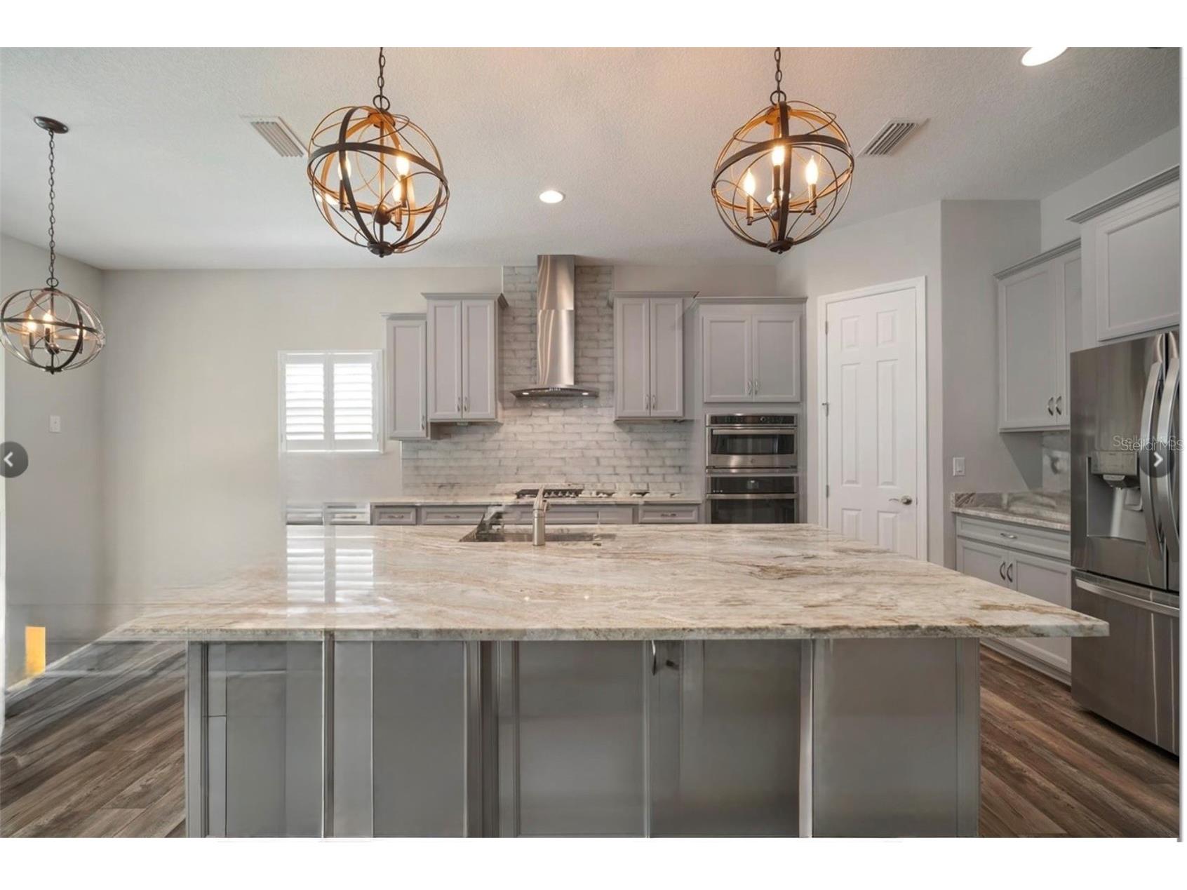 7004 Mainland Avenue Apollo Beach FL 33572 TB8472759 image20