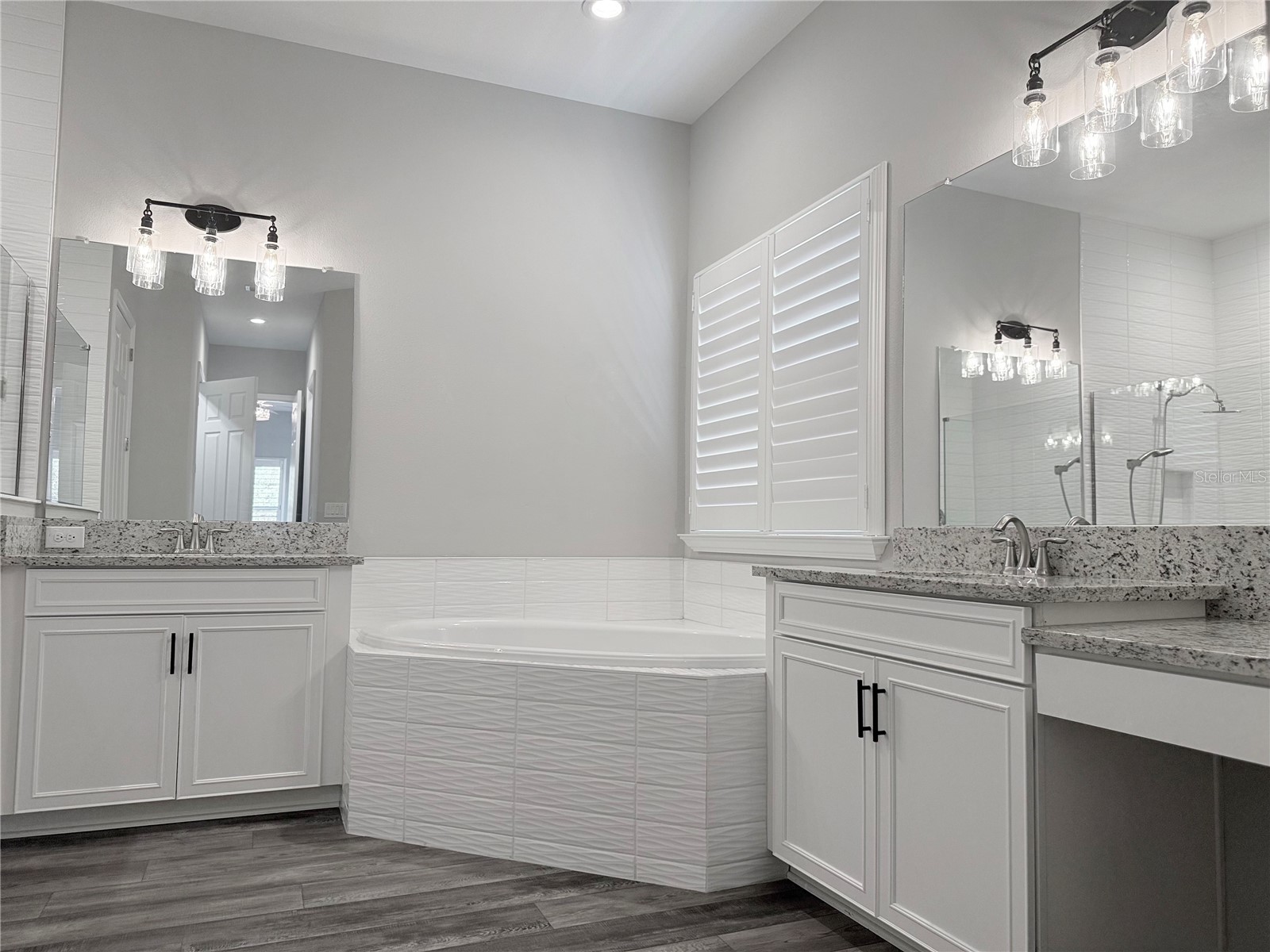 7004 Mainland Avenue Apollo Beach FL 33572 TB8472759 image40