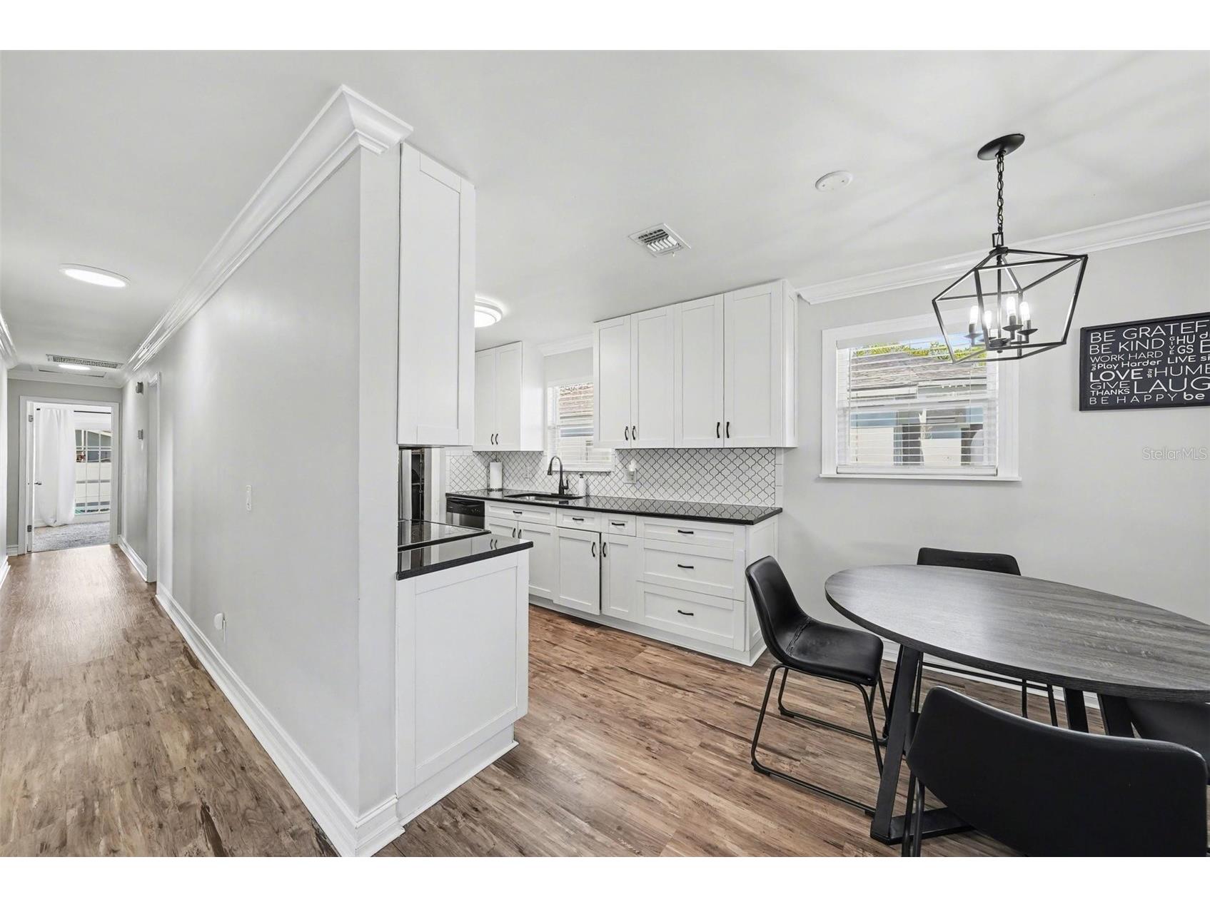 7004 N Cameron Avenue Tampa FL 33614 TB8486933 image11