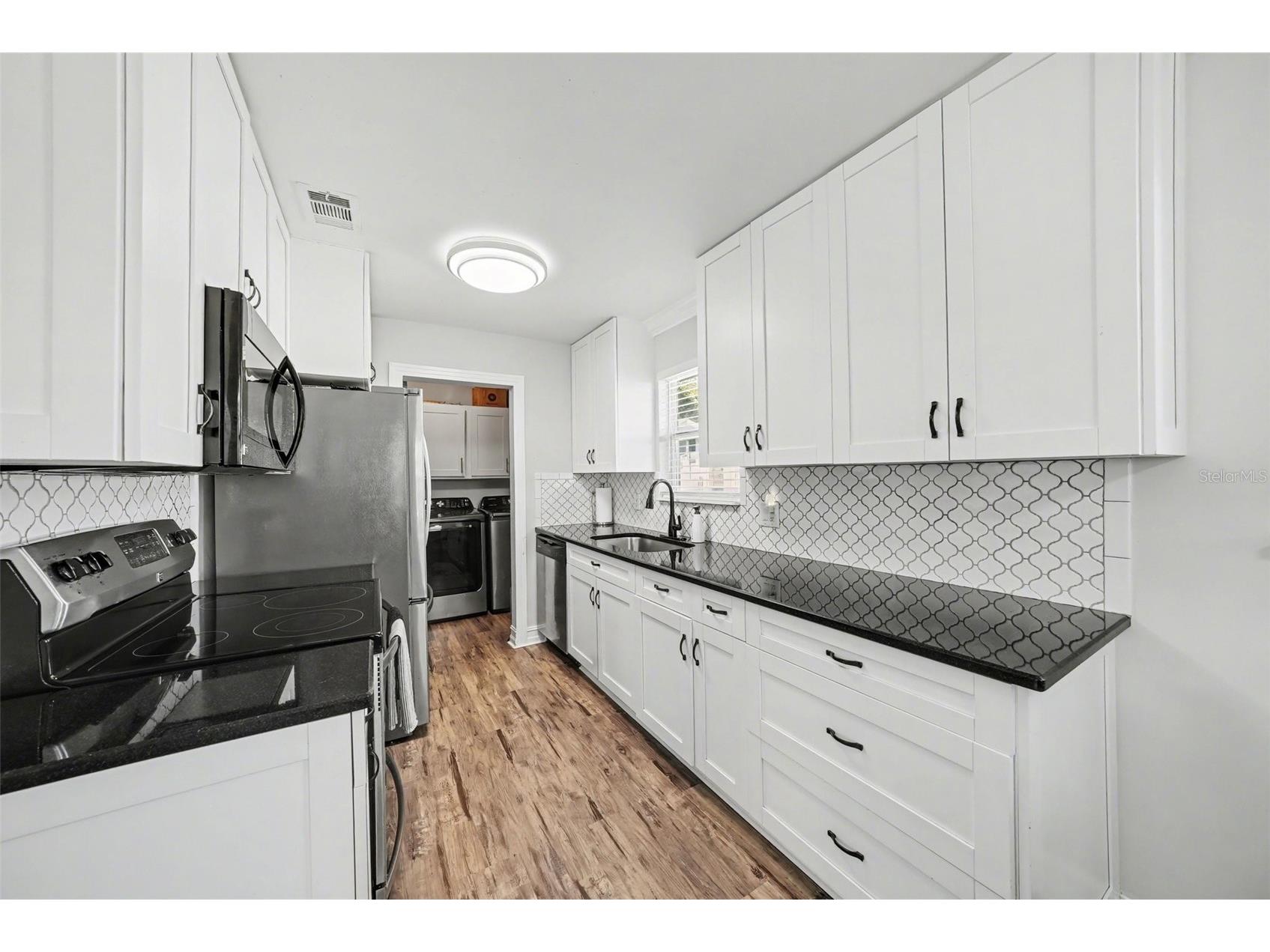 7004 N Cameron Avenue Tampa FL 33614 TB8486933 image13