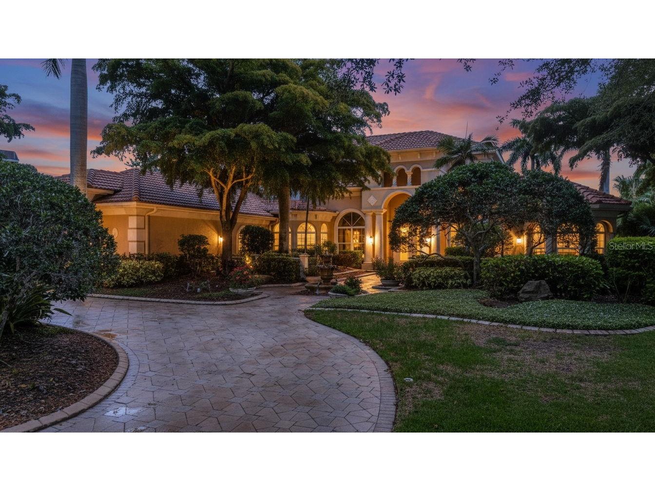 7004 Portmarnock Place Bradenton FL 34202 A4693229 image1