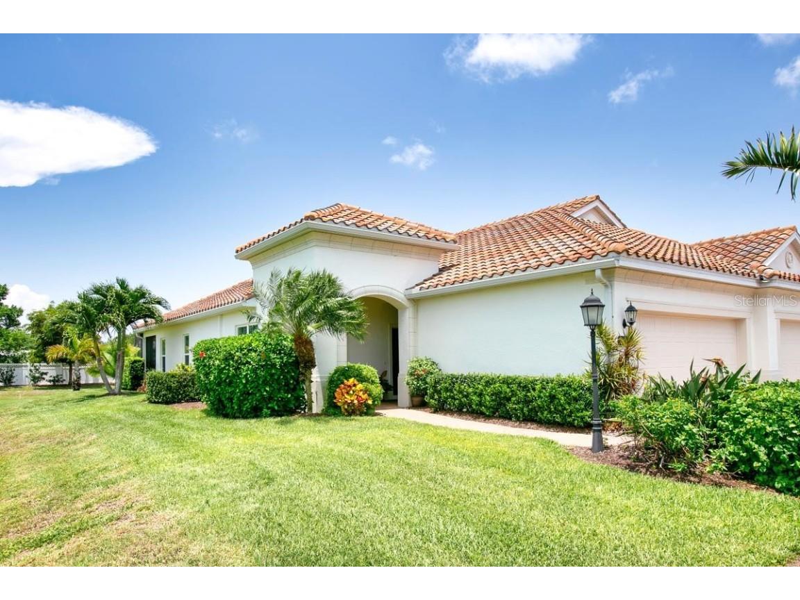 7004 Vista Bella Drive Bradenton FL 34209 A4575259 image1