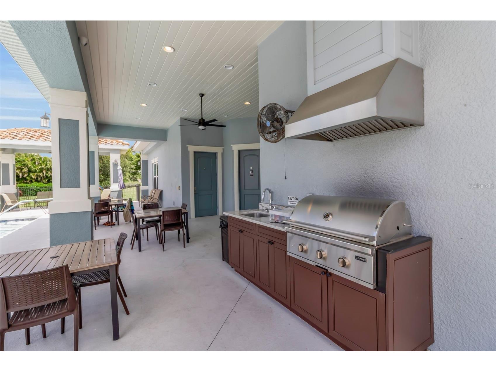 7004 Vista Bella Drive Bradenton FL 34209 A4692192 image52