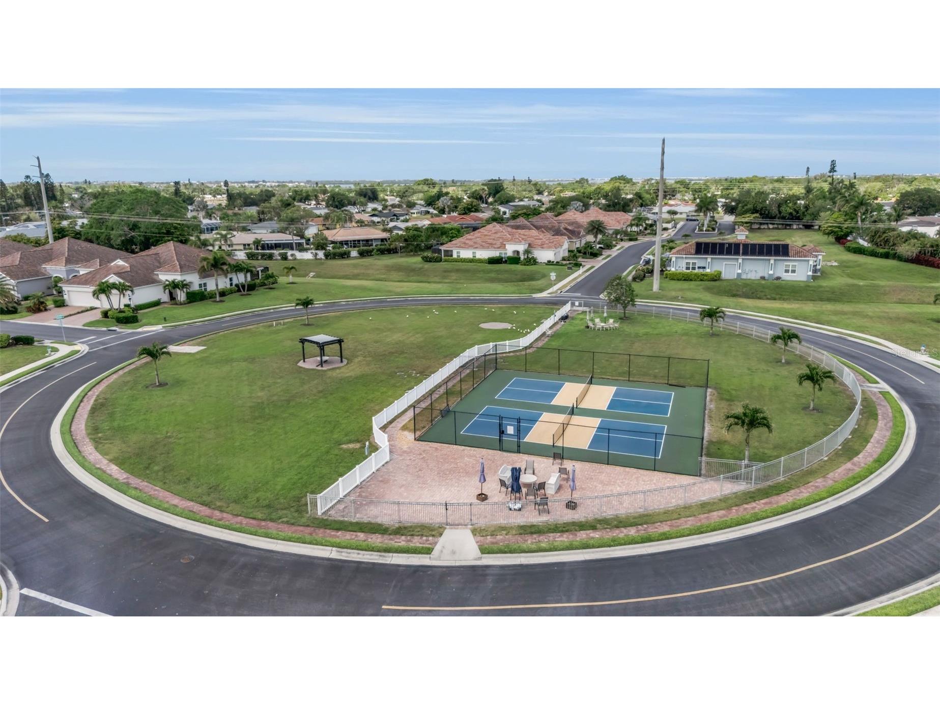 7004 Vista Bella Drive Bradenton FL 34209 A4692192 image6