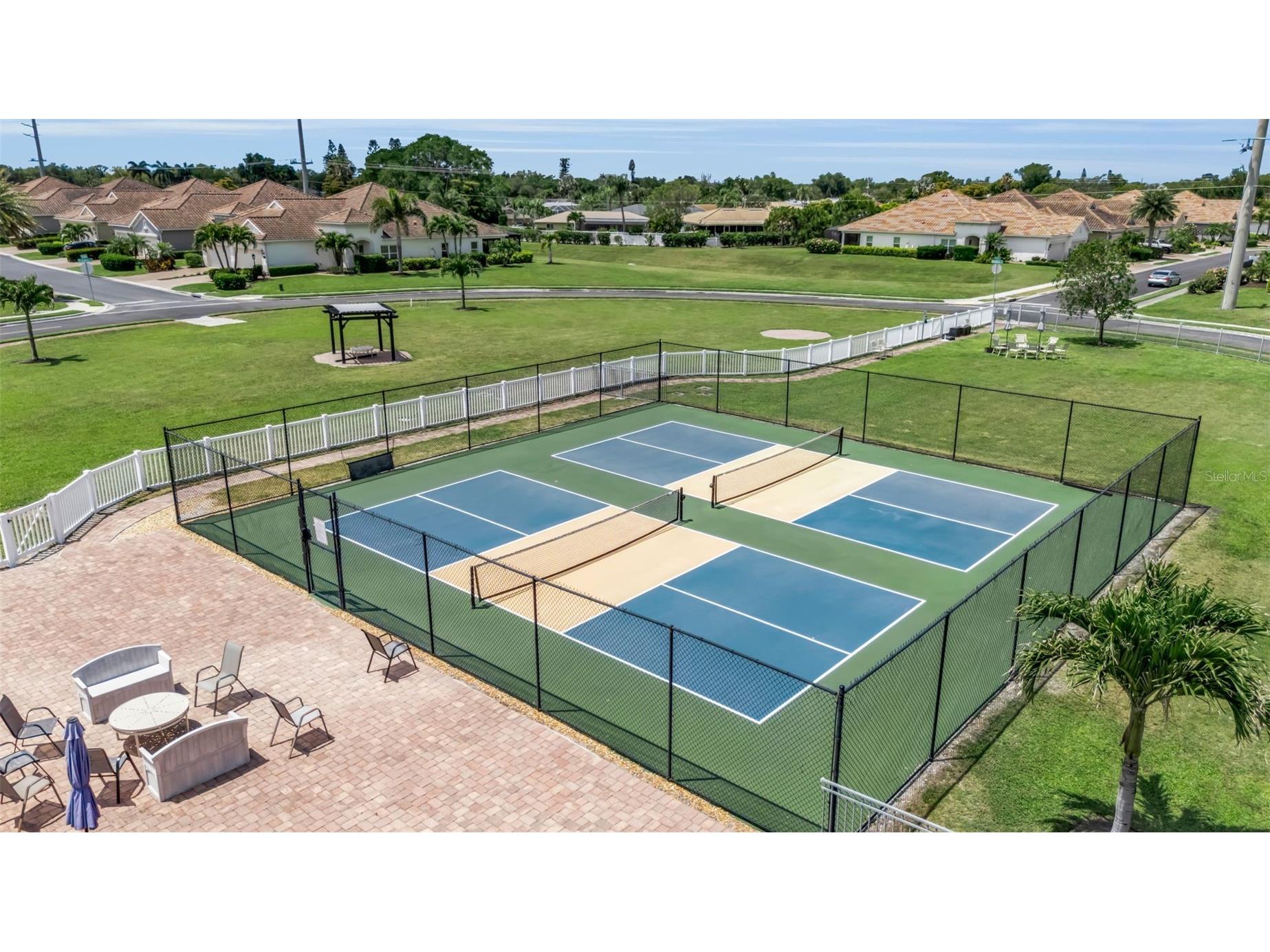 7004 Vista Bella Drive Bradenton FL 34209 A4692192 image8