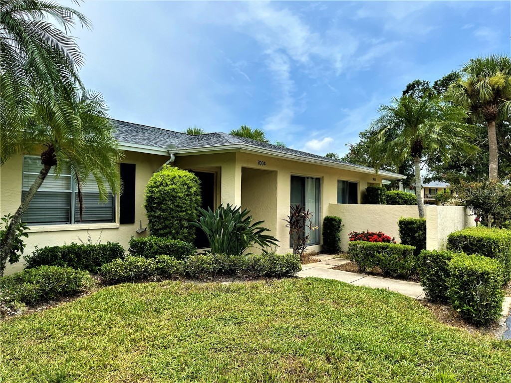 7004 W Country Club Drive N #141 Sarasota FL 34243 C7478708 image1