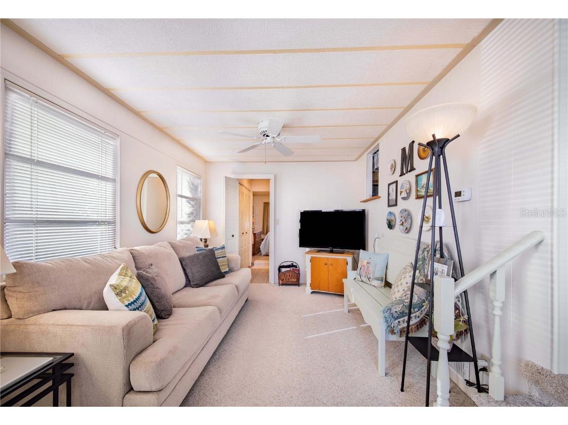 7005 Fairview Village Circle Winter Haven FL 33881 - LAKE HENRY P4933532 image5