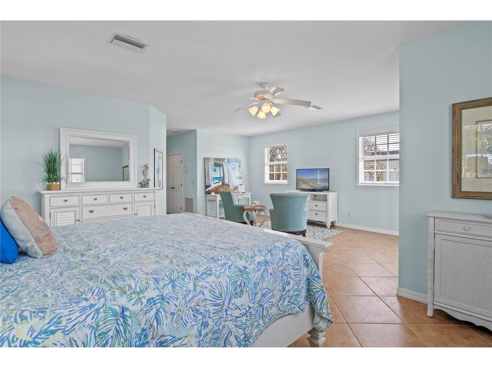 7005 Holmes Boulevard Holmes Beach FL 34217 A4694050 image16