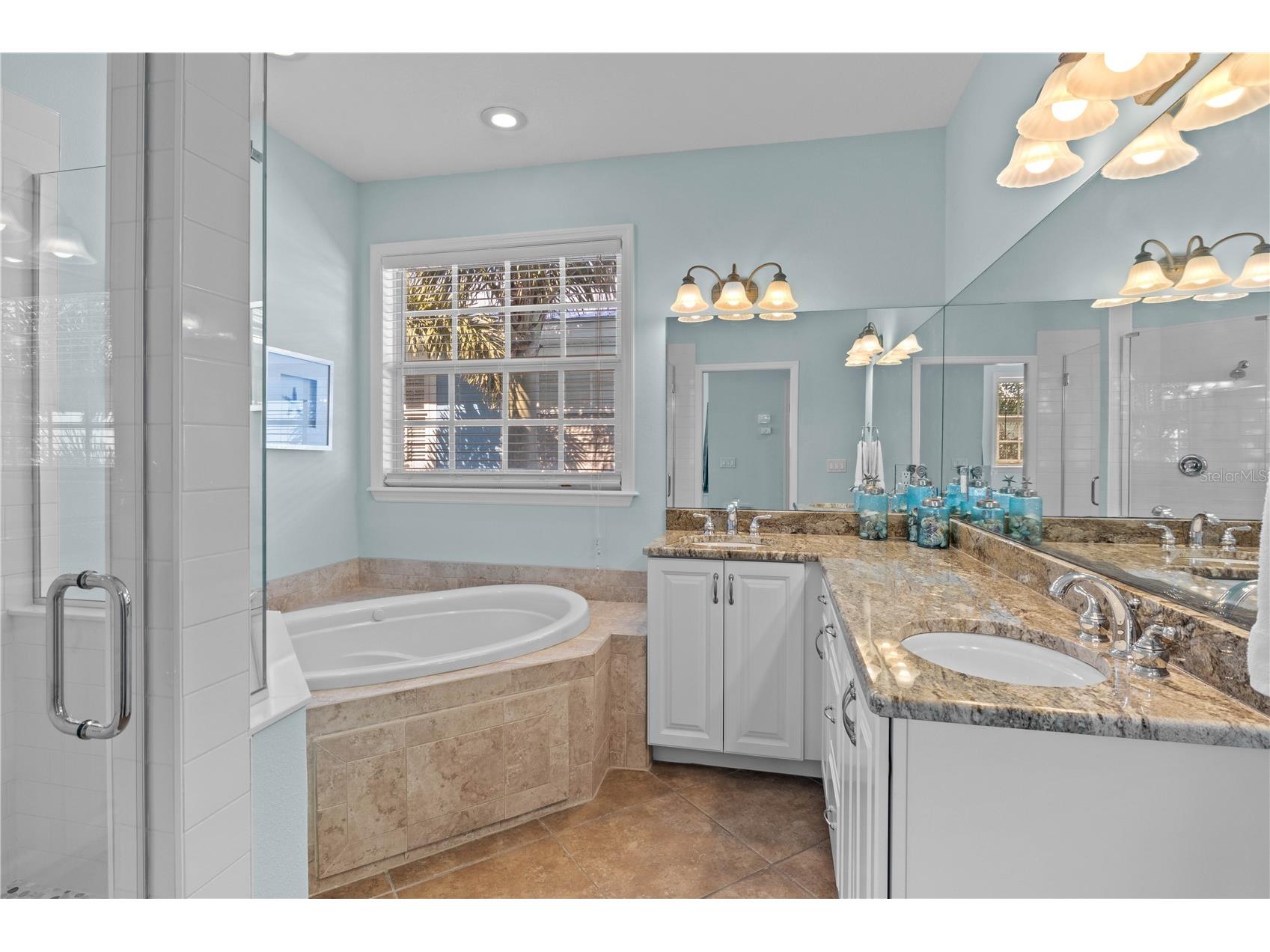 7005 Holmes Boulevard Holmes Beach FL 34217 A4694050 image23