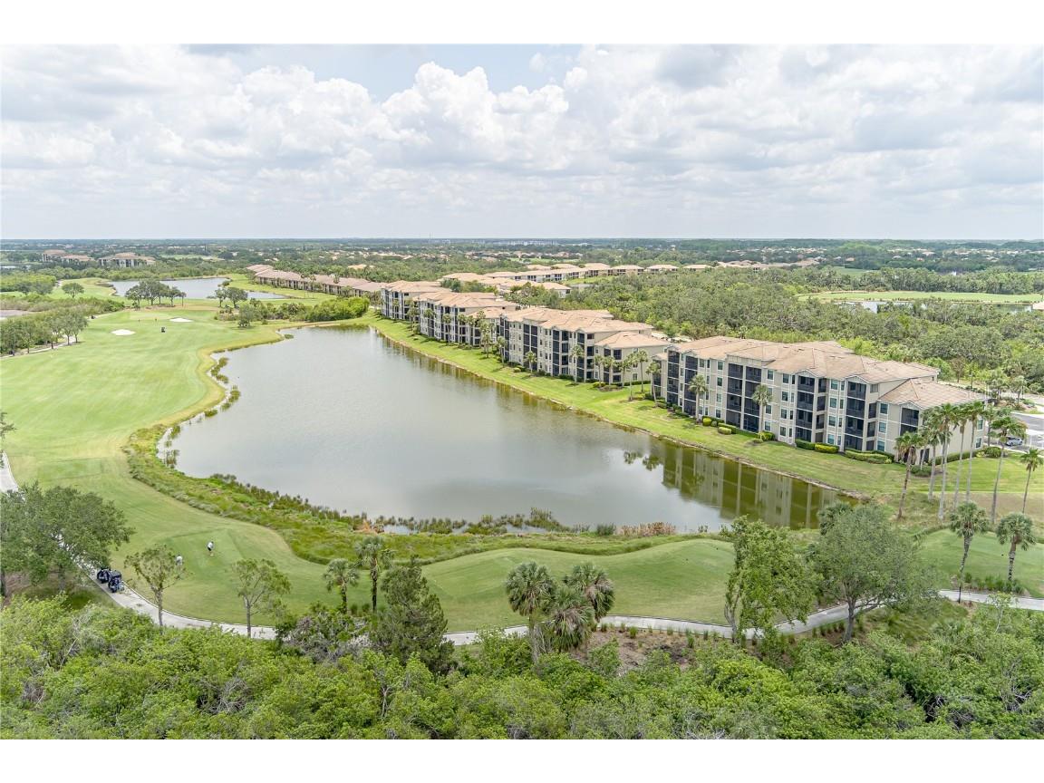 7005 River Hammock Drive #303 Bradenton FL 34212 A4655204 image1