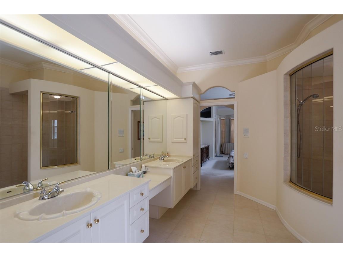 7005 Stanhope Place University Park FL 34201 A4639595 image19