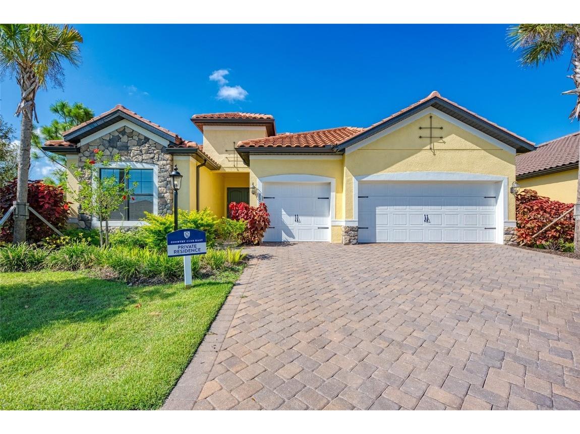 7005 Whittlebury Trail Lakewood Ranch FL 34202 A4560913 image1