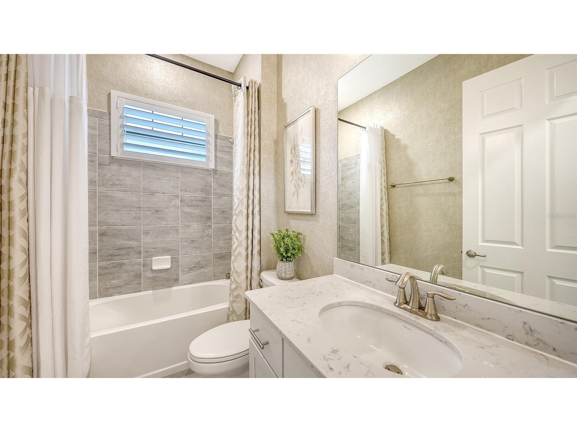 7005 Whittlebury Trail Lakewood Ranch FL 34202 A4700548 image33