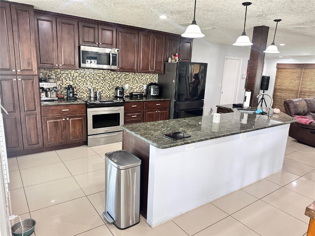 7006 Shenandoah Court Tampa FL 33615 TB8439895 image5