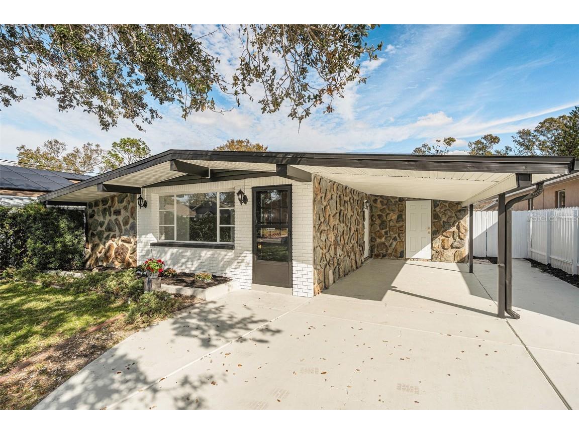 7007 N Hubert Avenue Tampa FL 33614 TB8344440 image1