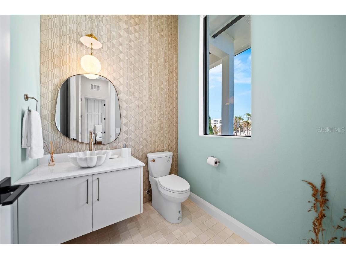 7007 Point Of Rocks Road Sarasota FL 34242 A4635010 image31