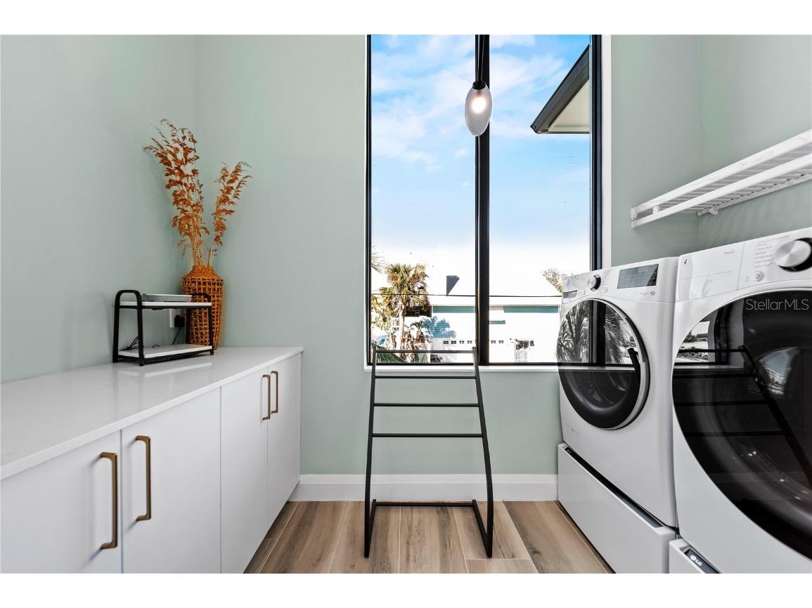 7007 Point Of Rocks Road Sarasota FL 34242 A4635010 image32