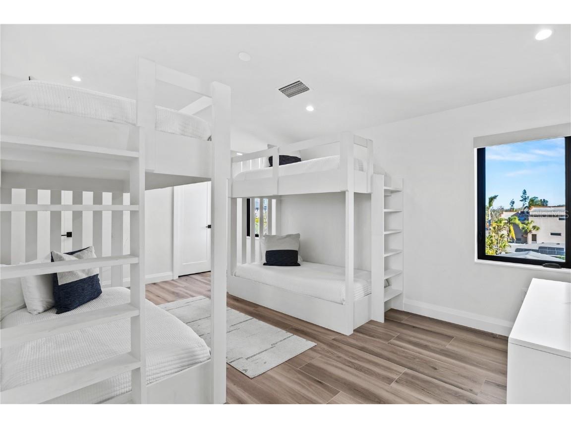 7007 Point Of Rocks Road Sarasota FL 34242 A4635010 image40