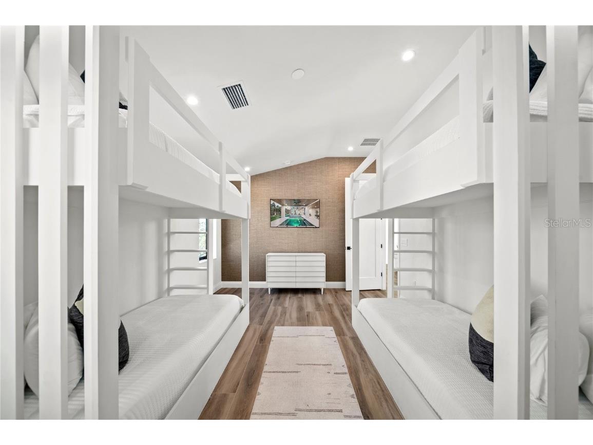 7007 Point Of Rocks Road Sarasota FL 34242 A4635010 image41