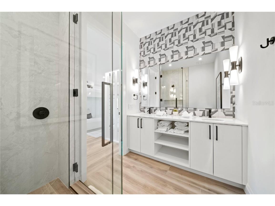 7007 Point Of Rocks Road Sarasota FL 34242 A4635010 image42