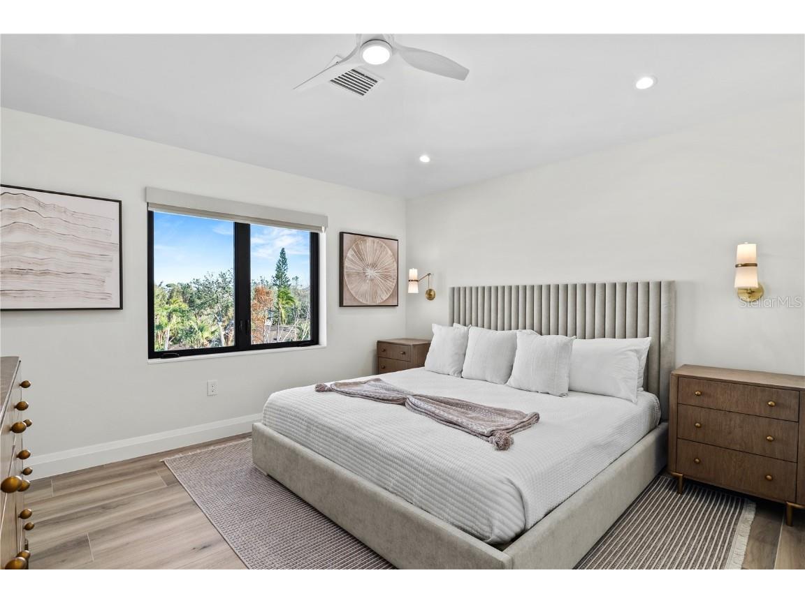 7007 Point Of Rocks Road Sarasota FL 34242 A4635010 image48