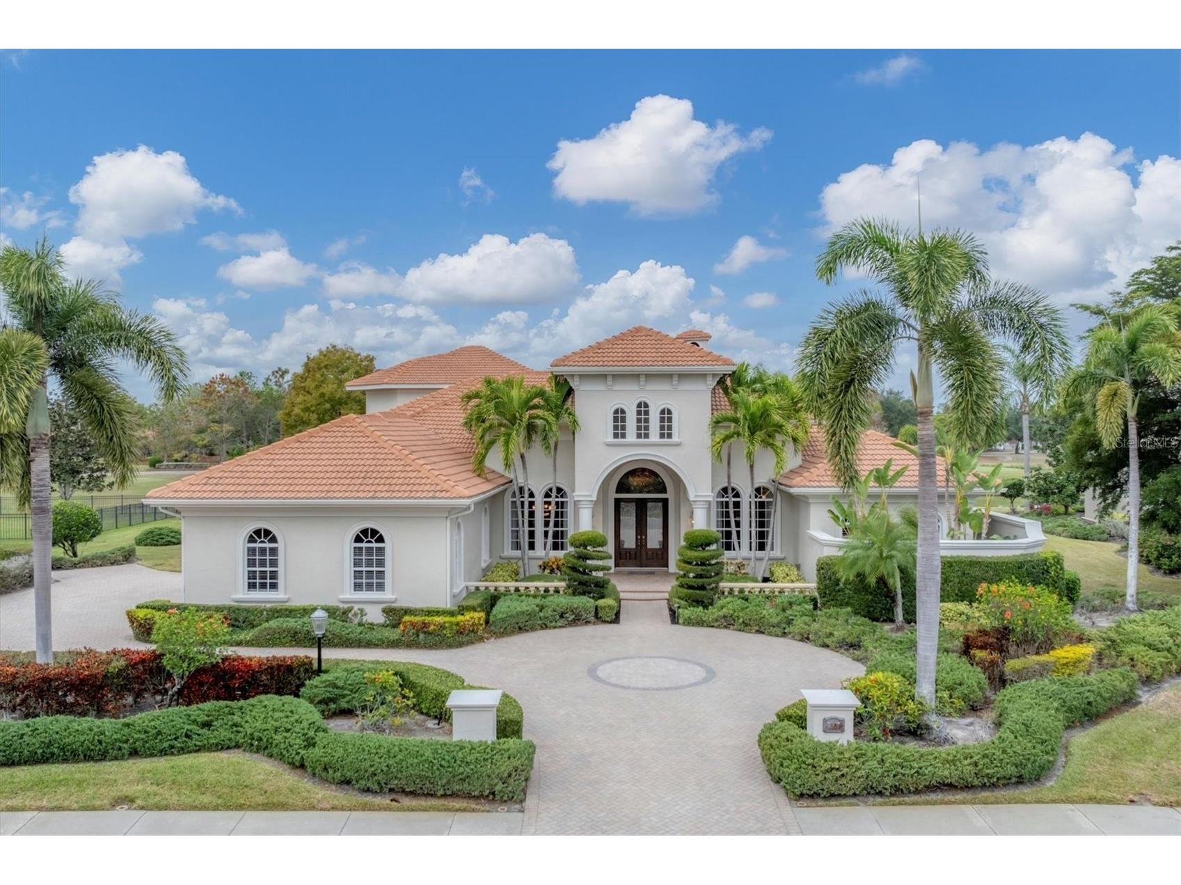 7007 Portmarnock Place Lakewood Ranch FL 34202 A4676524 image1