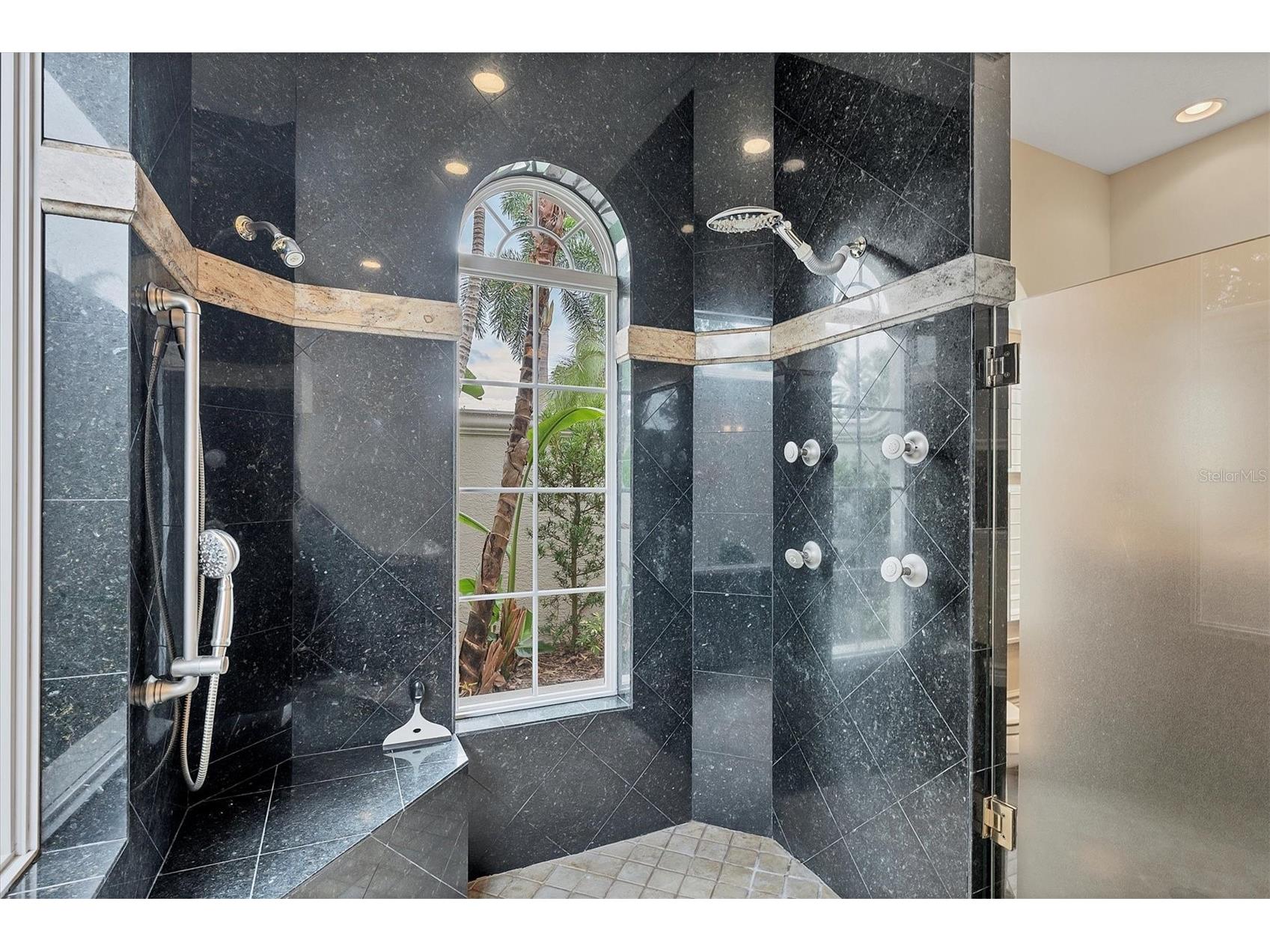 7007 Portmarnock Place Lakewood Ranch FL 34202 A4676524 image39