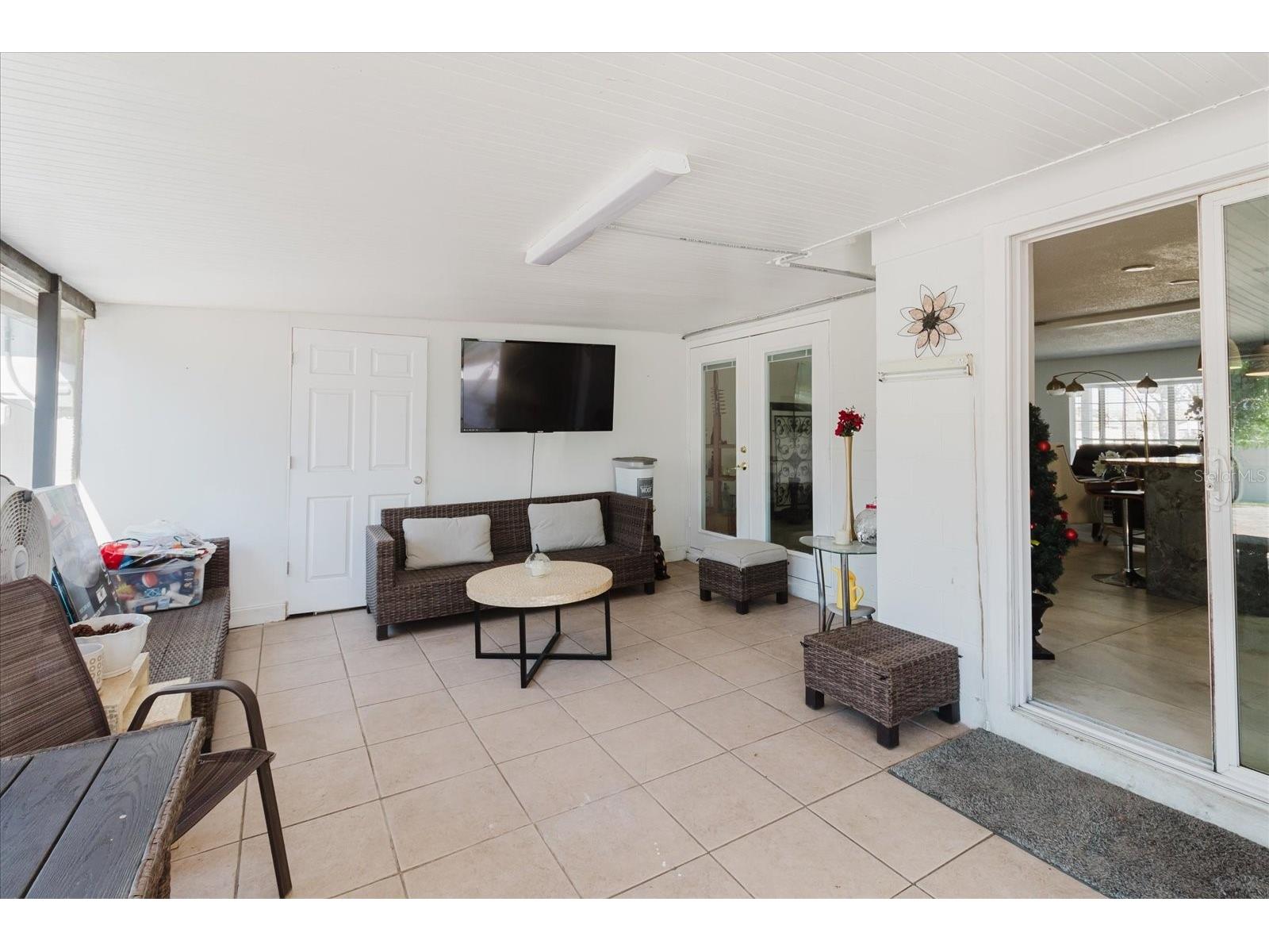 7008 Mintwood Court Tampa FL 33615 TB8476661 image37