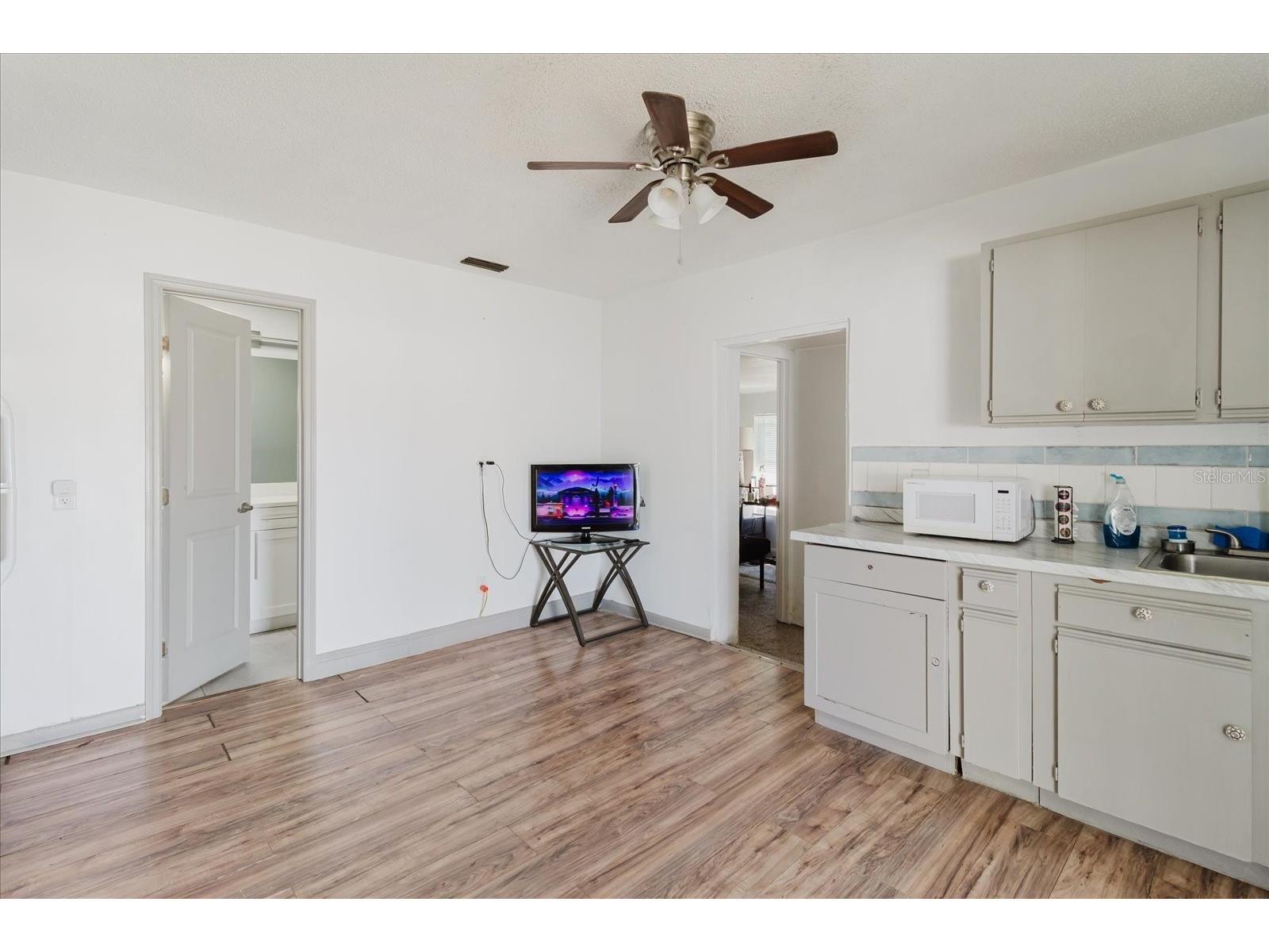 7008 Mintwood Court Tampa FL 33615 TB8476661 image44
