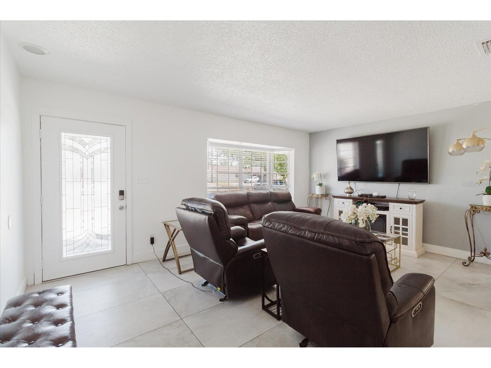 7008 Mintwood Court Tampa FL 33615 TB8476661 image6