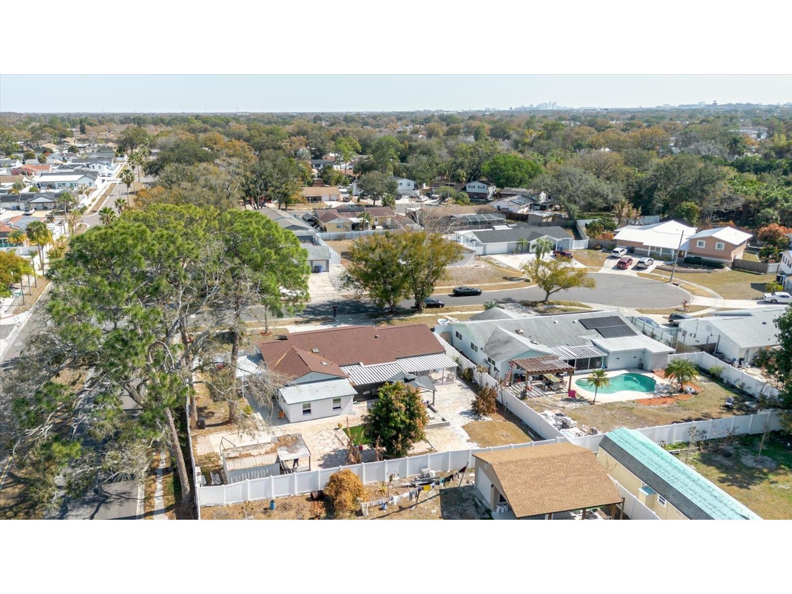 7008 Mintwood Court Tampa FL 33615 TB8476661 image89