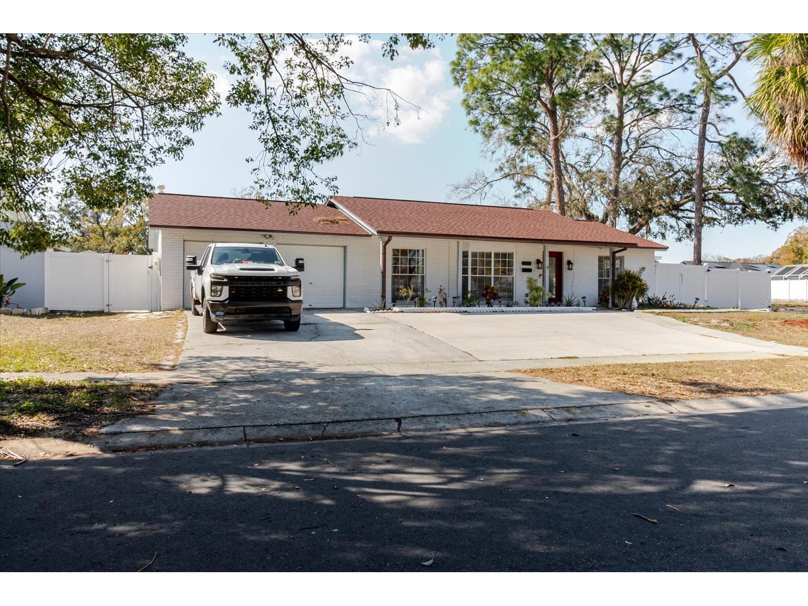 7008 Mintwood Court Tampa FL 33615 TB8476661 image96