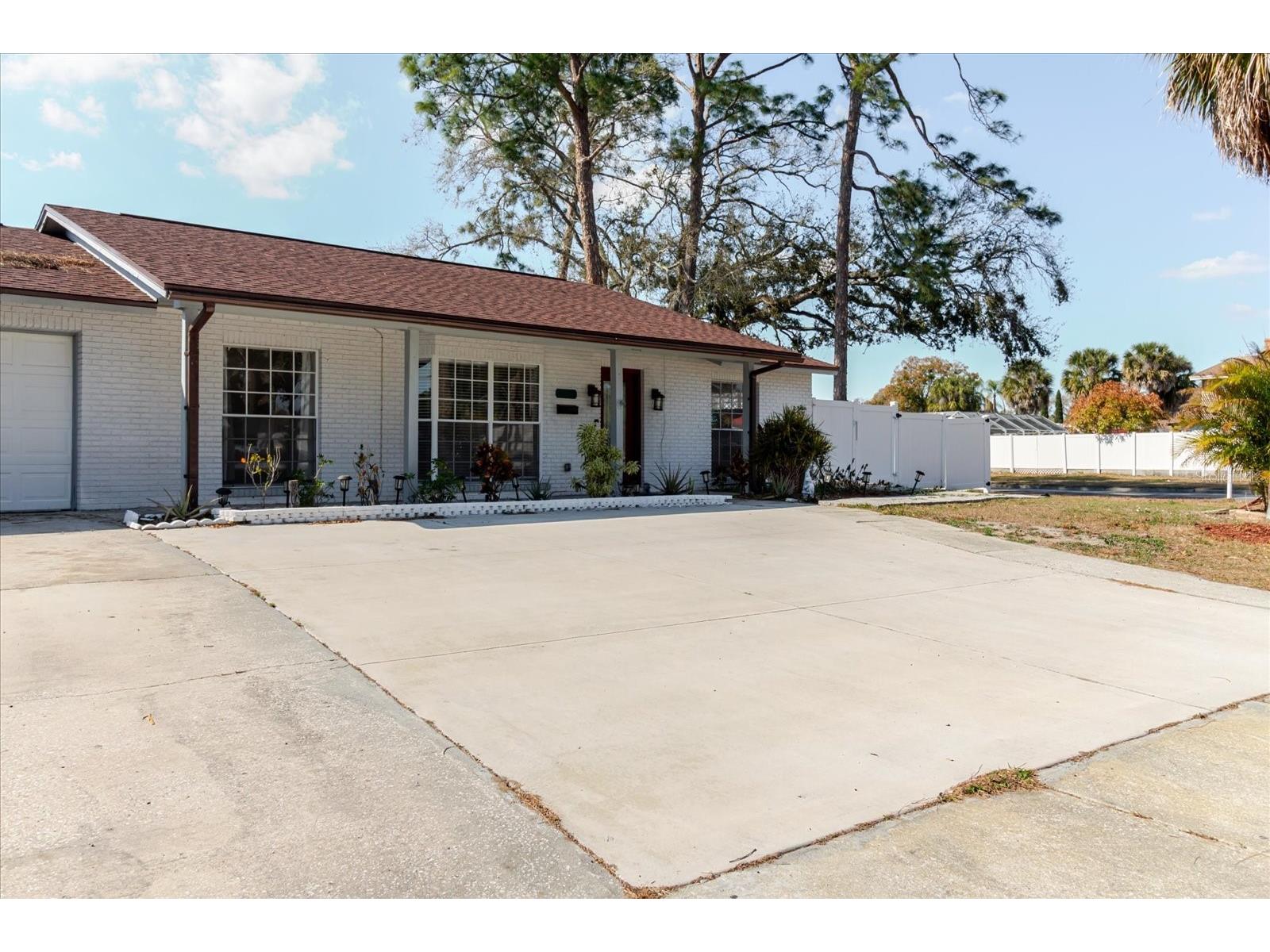 7008 Mintwood Court Tampa FL 33615 TB8476661 image97