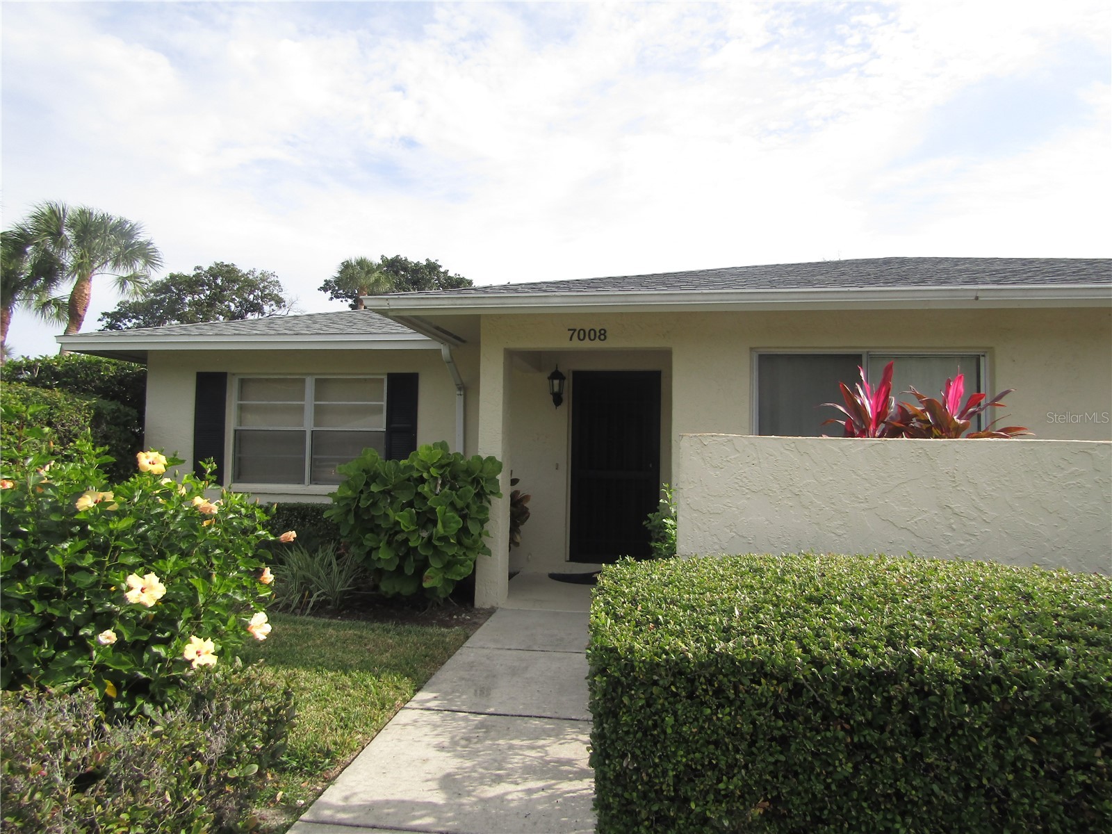 7008 W Country Club Drive N #136 Sarasota FL 34243 A4646030 image1