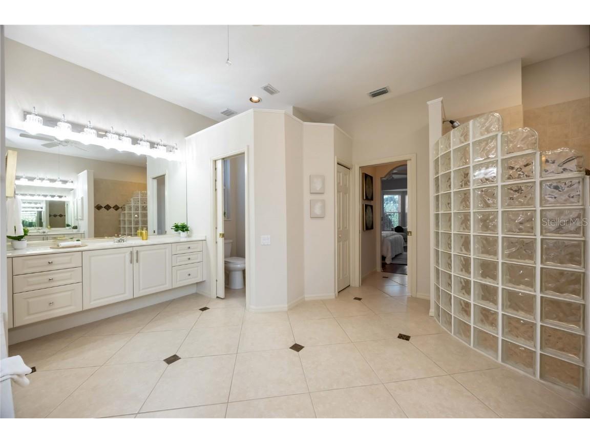 7009 Stanhope Place University Park FL 34201 A4673499 image35