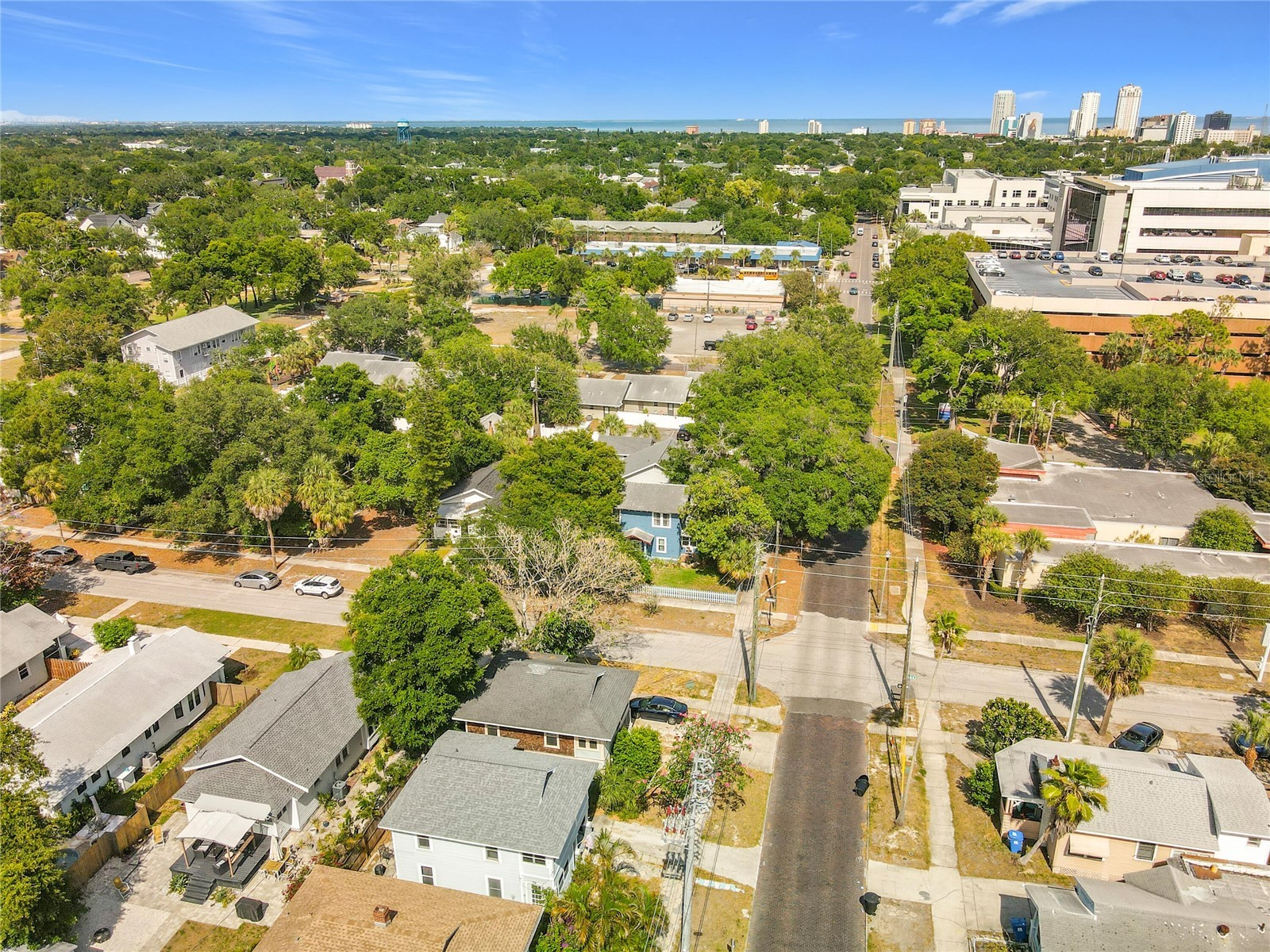 701 14th Street N Saint Petersburg FL 33705 O6403489 image39