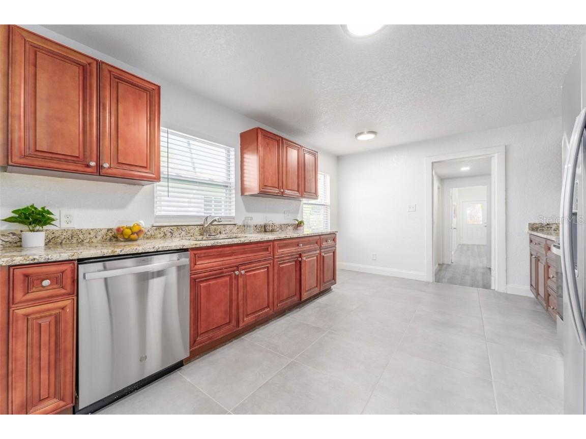 701 17th Avenue S Saint Petersburg FL 33701 TB8311750 image11