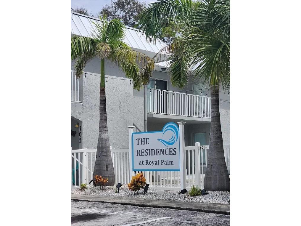 701 1st Street #4 Indian Rocks Beach FL 33785 TB8451695 image1