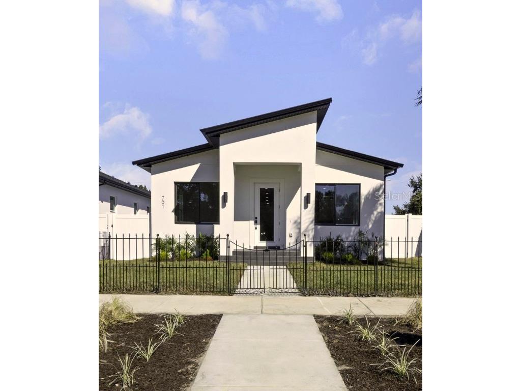 701 42nd Avenue S Saint Petersburg FL 33705 TB8446011 image1