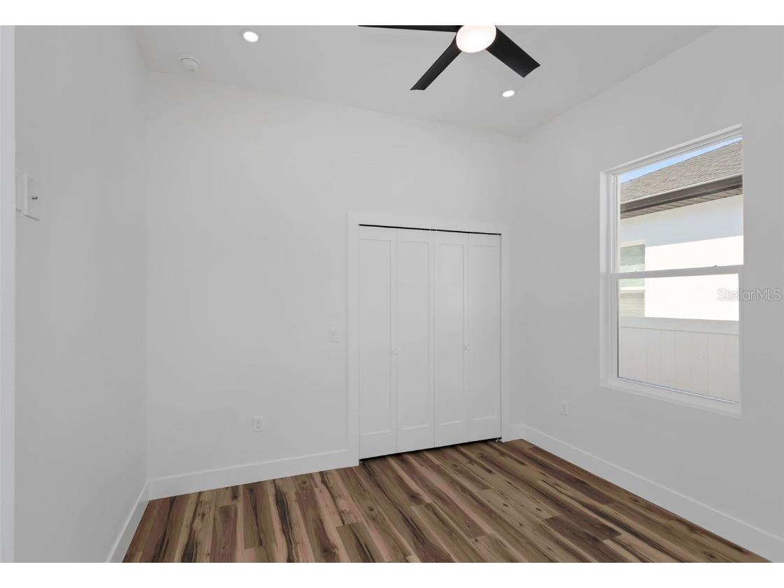 701 42nd Avenue S Saint Petersburg FL 33705 TB8446011 image17