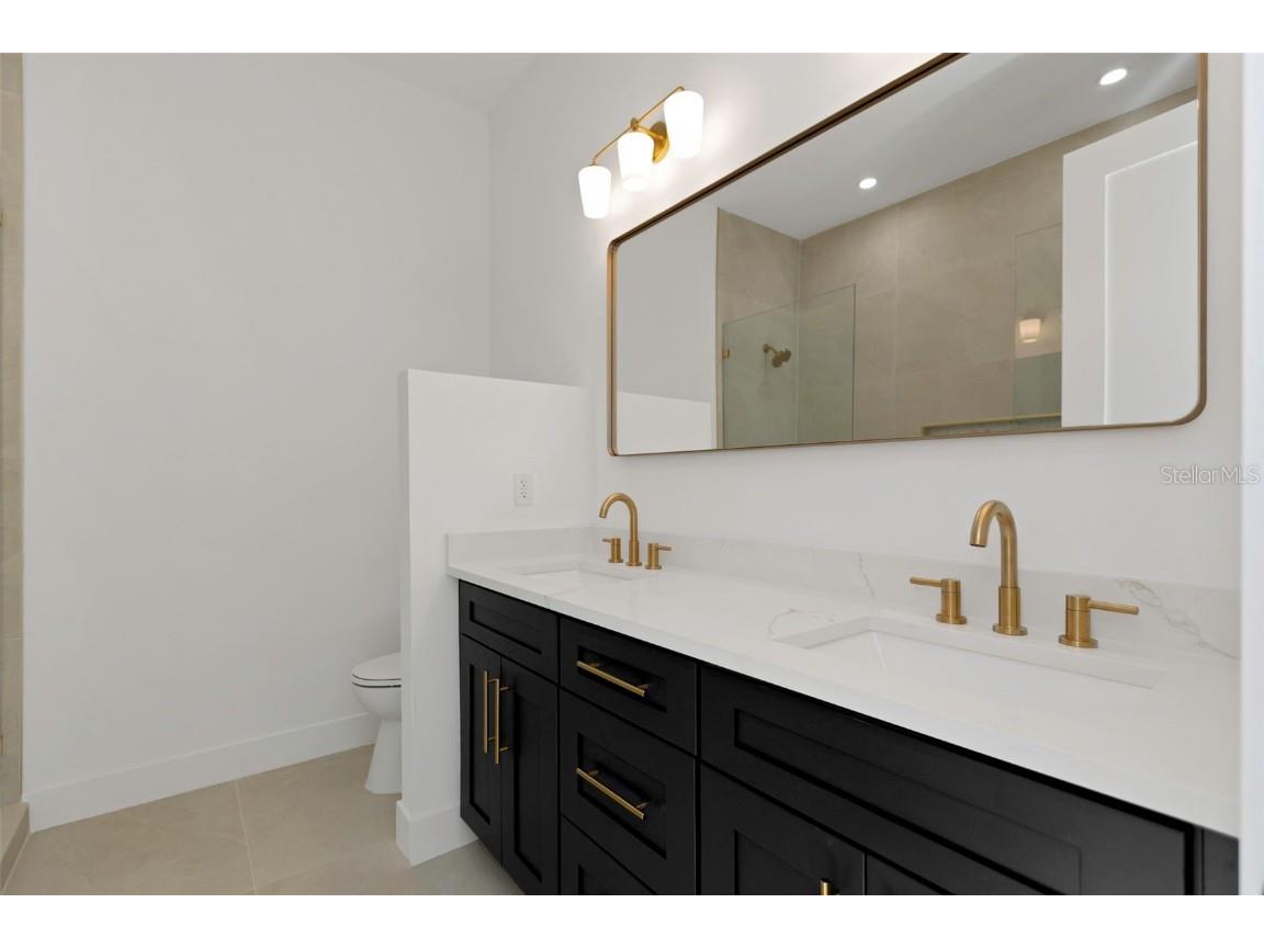 701 42nd Avenue S Saint Petersburg FL 33705 TB8446011 image24